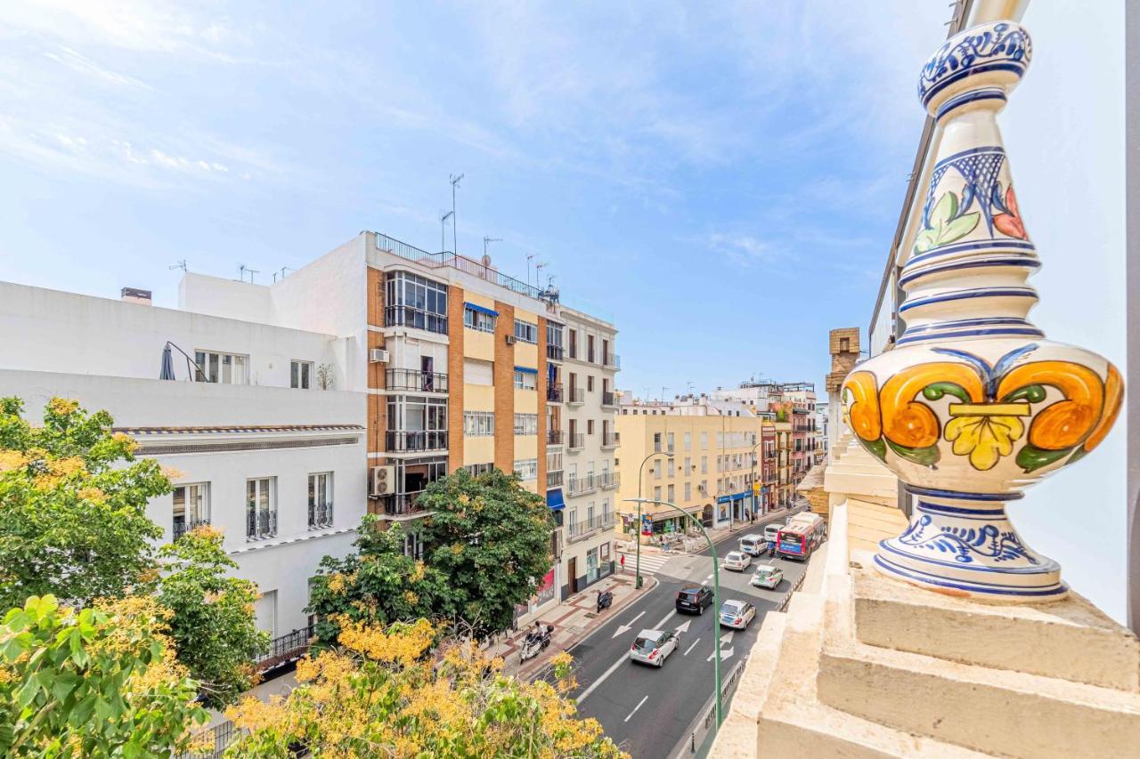 Apartamentos Recaredo 7, Aticos Con Terraza Sevilla Buitenkant foto